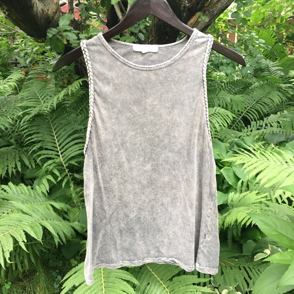 knotted tank 🌱